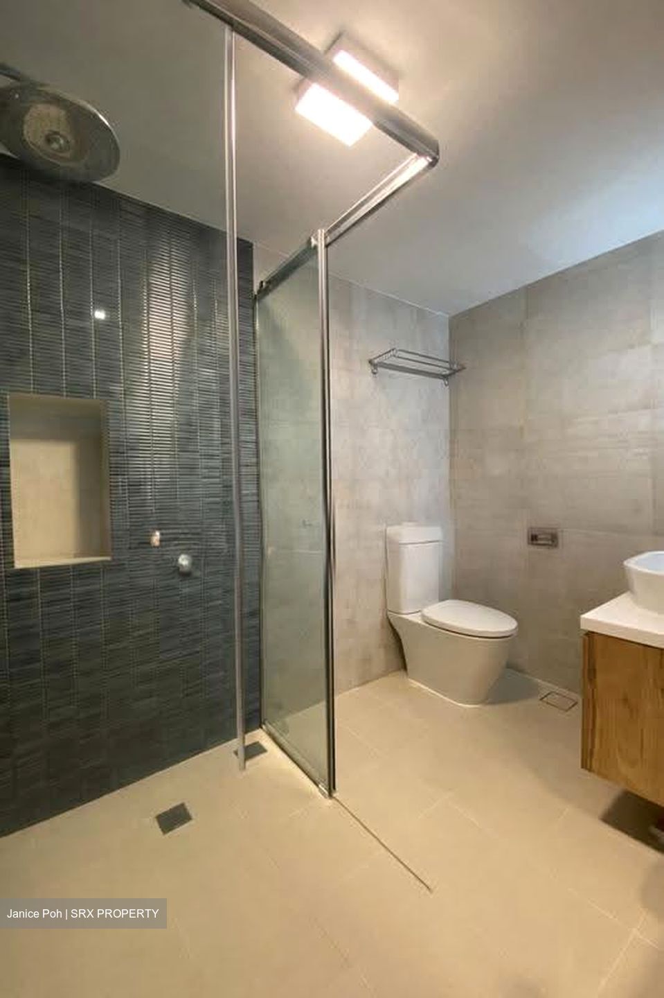 Pasir Ris Beach Park (D18), Semi-Detached #631984281